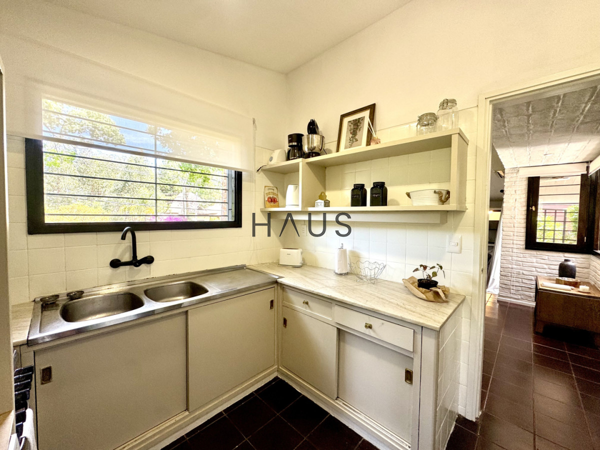 Casa ID.253 -  Tu Refugio Ideal en Pinares: A Pasos del Mar