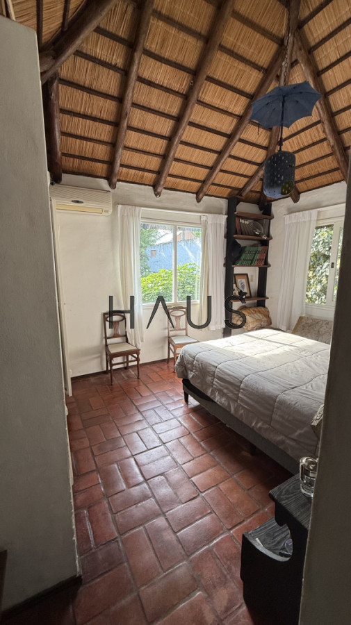 Casa ID.518 - ALQUILER TEMPORAL CASA EN LA BARRA, PUNTA DEL ESTE. CAPACIDAD 9 PERSONAS.