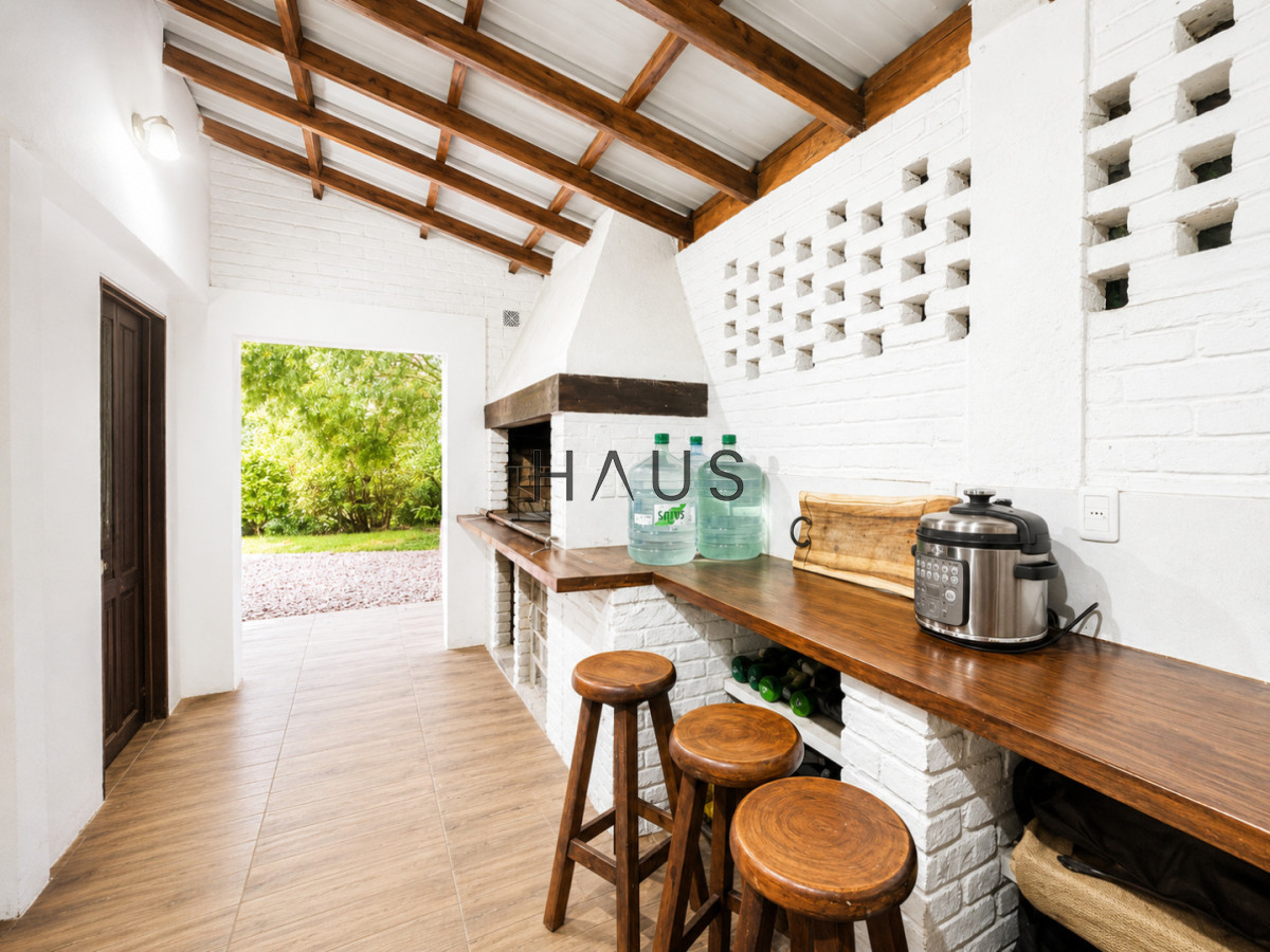 Casa ID.826 - Casa 4 suites completas en San Rafael 