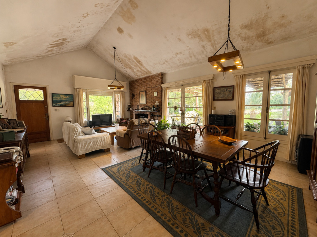 Casa ID.132 - CASA 4 DORMITORIOS EN PLAYA MANSA