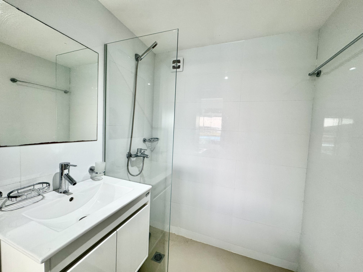 Apartamento ID.299 - OPORTUNIDAD MONOAMBIENTE CON PISCINA DE USO EXCLUSIVO EN PUNTA BALLENA