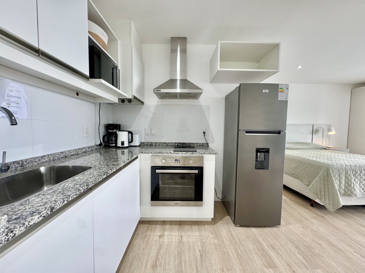 Apartamento ID.299 - OPORTUNIDAD MONOAMBIENTE CON PISCINA DE USO EXCLUSIVO EN PUNTA BALLENA