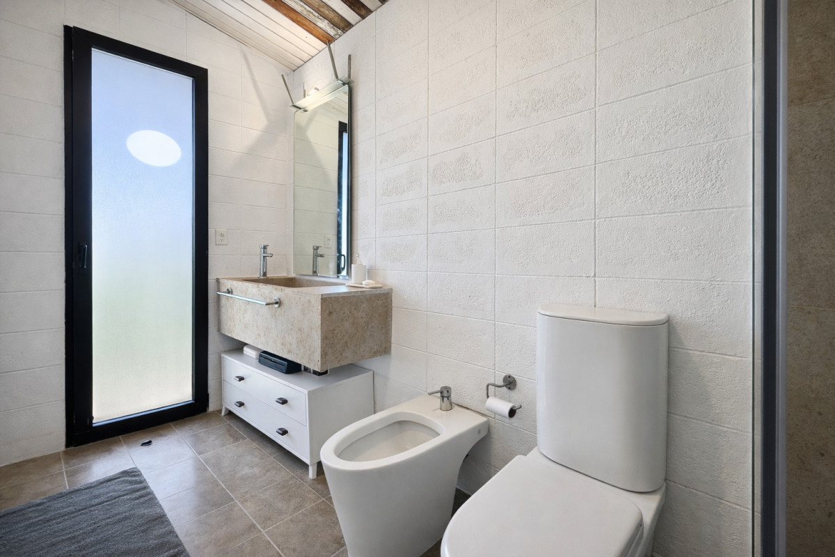 Casa ID.303 - Casa en venta en Punta piedras Manantiales
