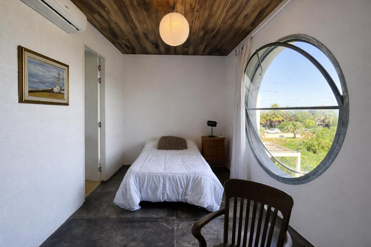 Casa ID.303 - Casa en venta en Punta piedras Manantiales