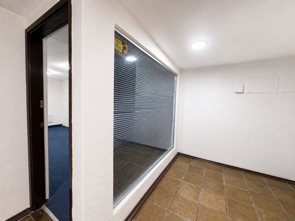 Local Comercial ID.467 - LOCAL EN CENTRO MALDONADO