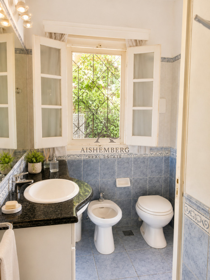 Casa ID.5611 - CASA 4 DORMITORIOS EN PLAYA MANSA