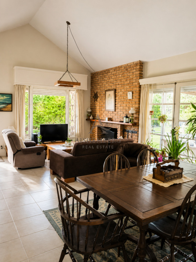 Casa ID.5611 - CASA 4 DORMITORIOS EN PLAYA MANSA