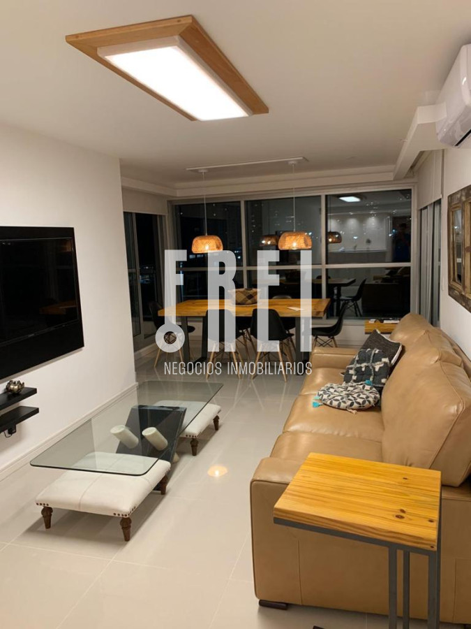 Moderno Apartamento en Playa Brava - FNI624A