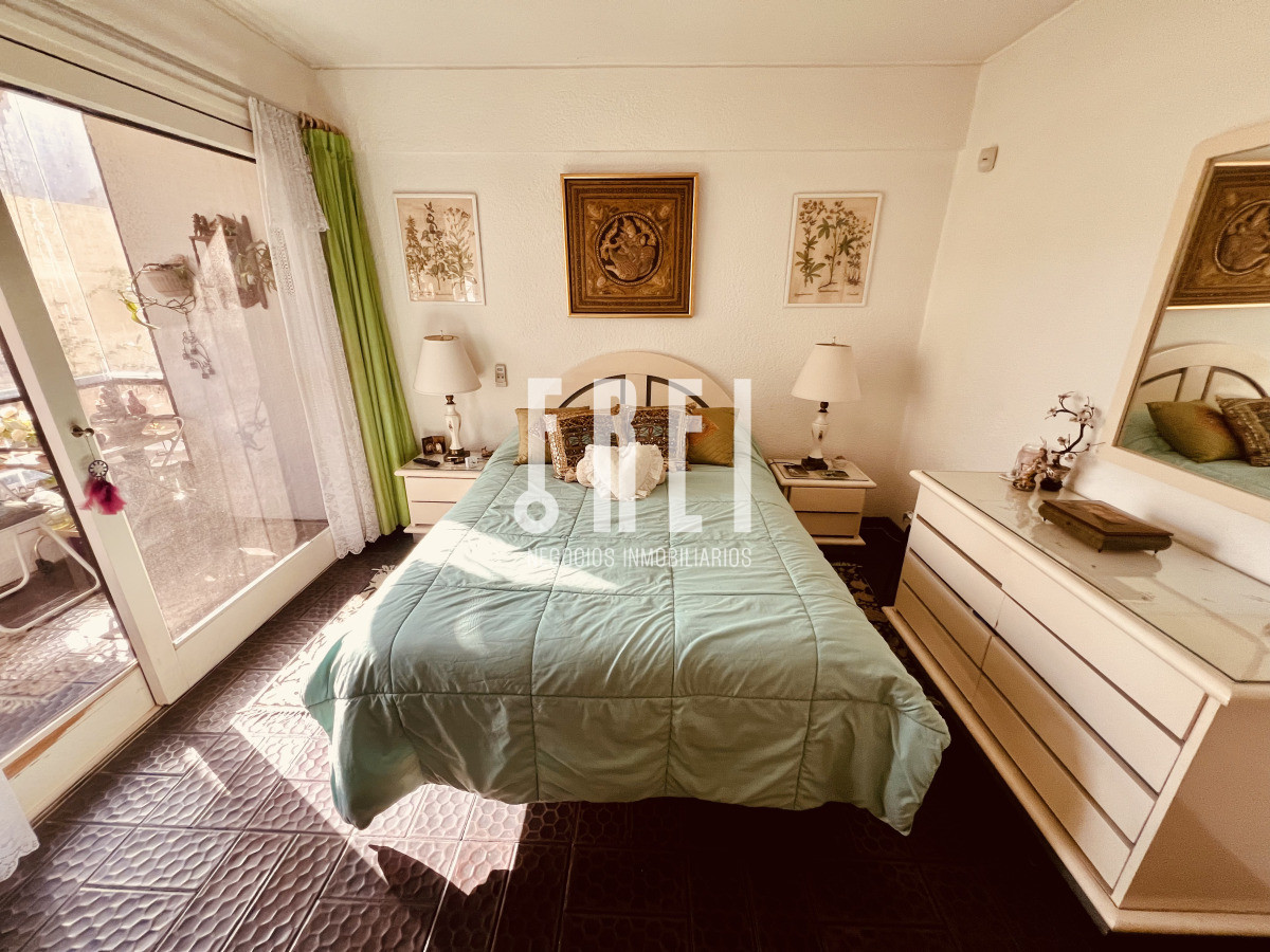 Apartamento ID.598 - 2 Dorm. 3 Baños en Edifico Antibes