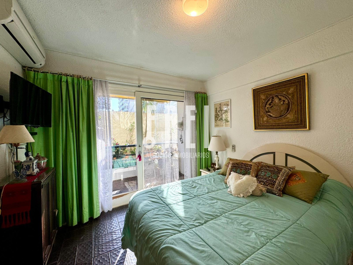 Apartamento ID.598 - 2 Dorm. 3 Baños en Edifico Antibes