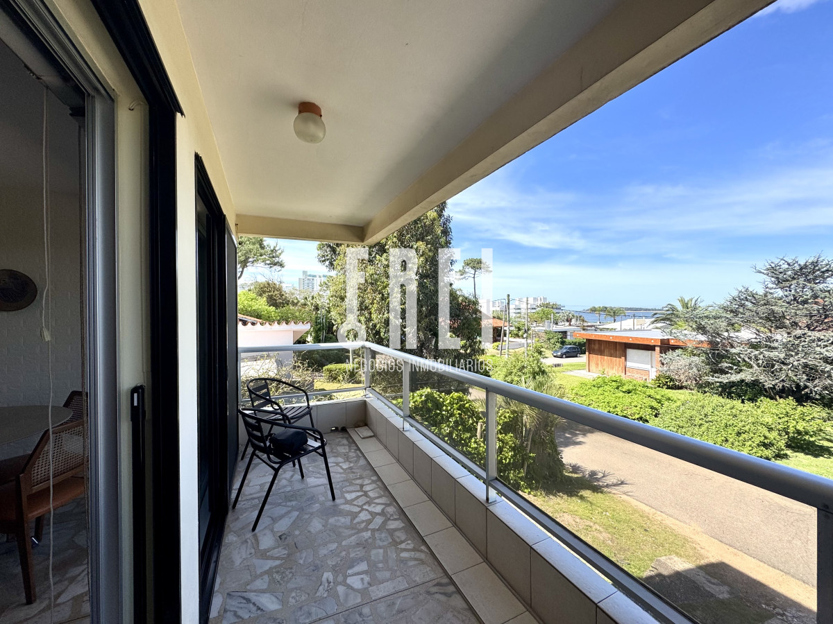 Apartamento ID.625 - Departamento 2 dormitorios en Playa Mansa. Alquiler de verano