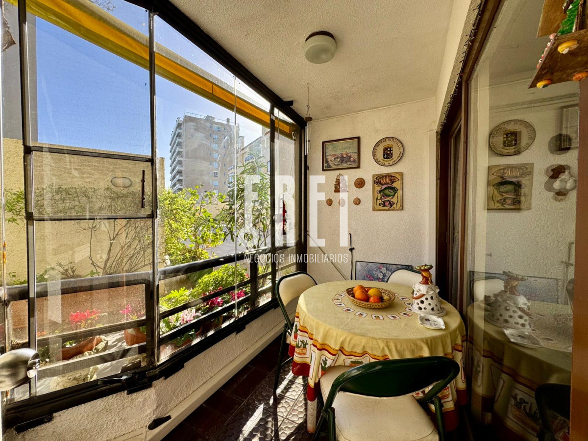 Apartamento ID.598 - 2 Dorm. 3 Baños en Edifico Antibes