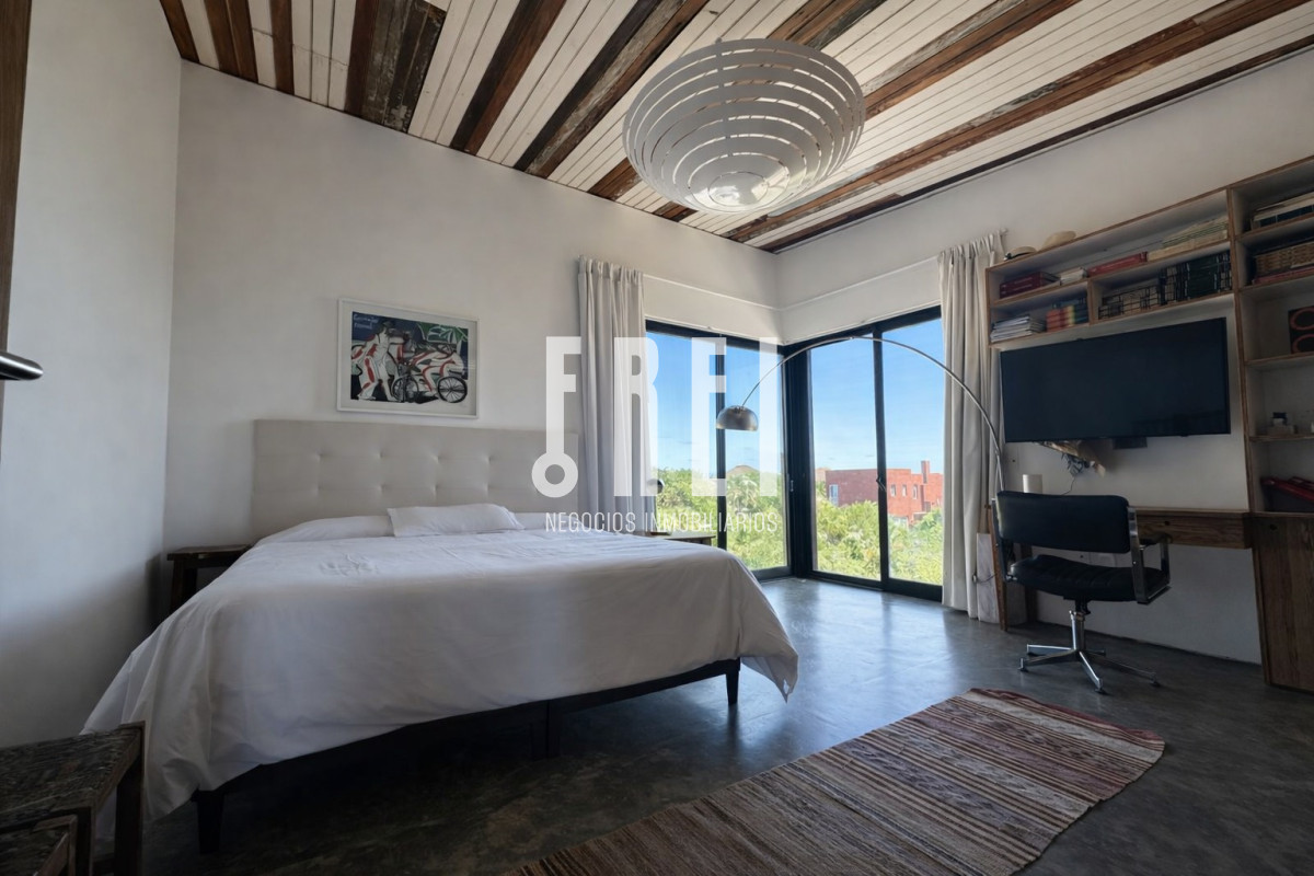 Casa ID.739 - Casa en venta en Punta piedras Manantiales