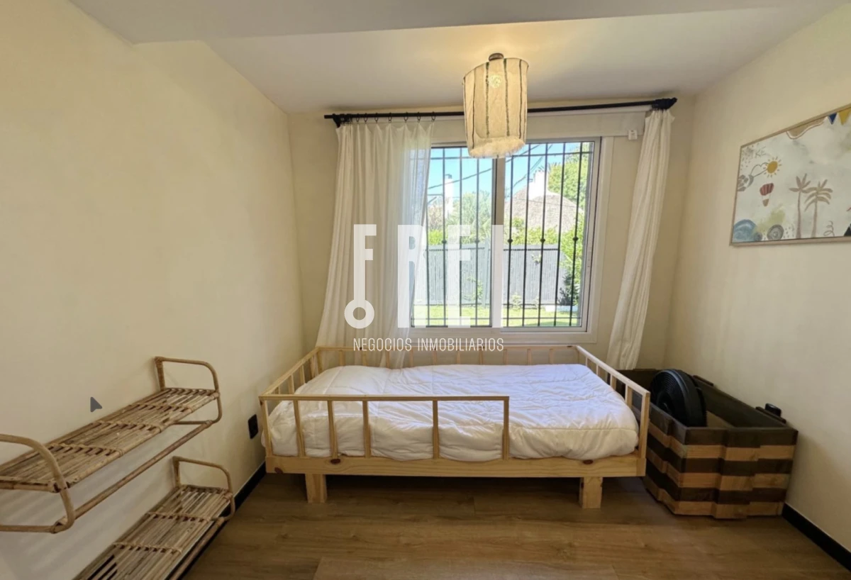 Casa ID.899 - CASA 5 DORMITORIOS EN ALQUILER TEMPORAL, RINCON DEL INDIO.