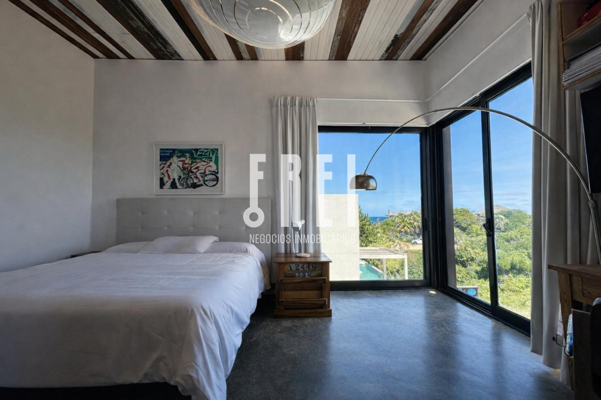 Casa ID.739 - Casa en venta en Punta piedras Manantiales