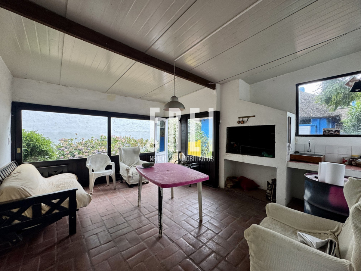 Casa ID.705 - ALQUILER TEMPORAL CASA EN LA BARRA, PUNTA DEL ESTE. CAPACIDAD 9 PERSONAS.