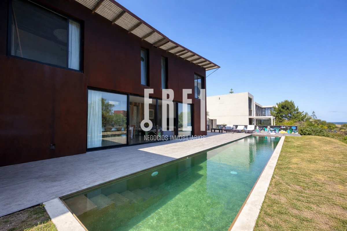Casa ID.739 - Casa en venta en Punta piedras Manantiales