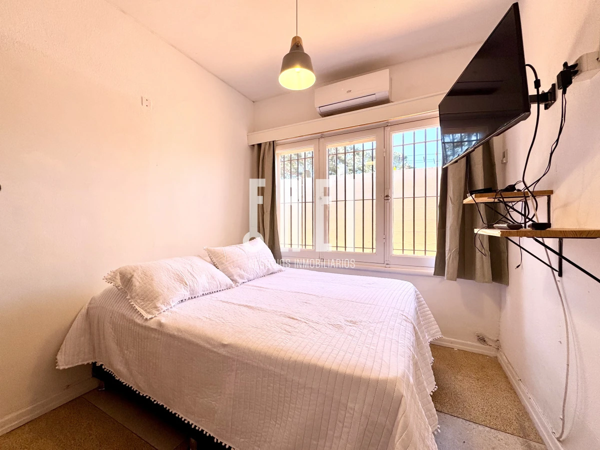 Casa ID.621 - Chalet 4 dormitorios en alquiler temporal Punta del Este