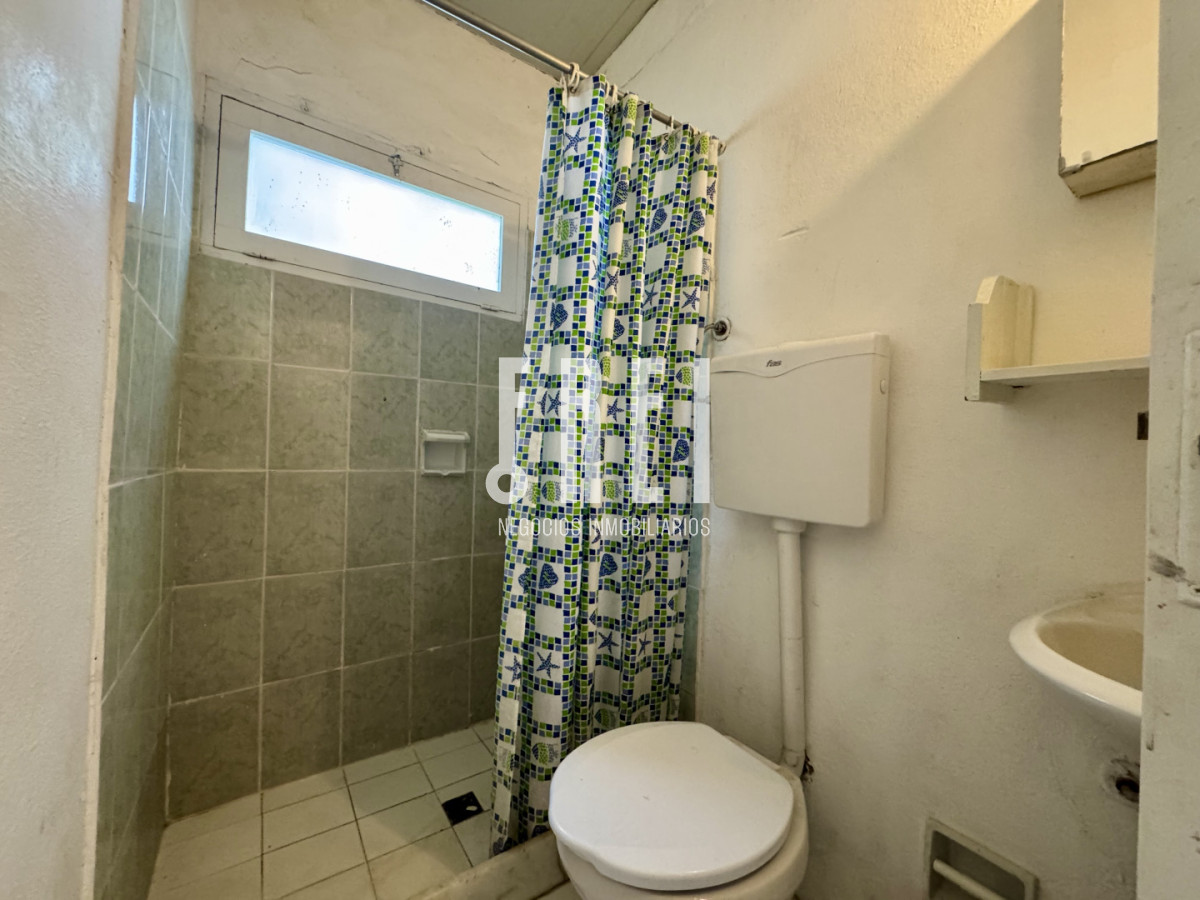 Casa ID.705 - ALQUILER TEMPORAL CASA EN LA BARRA, PUNTA DEL ESTE. CAPACIDAD 9 PERSONAS.