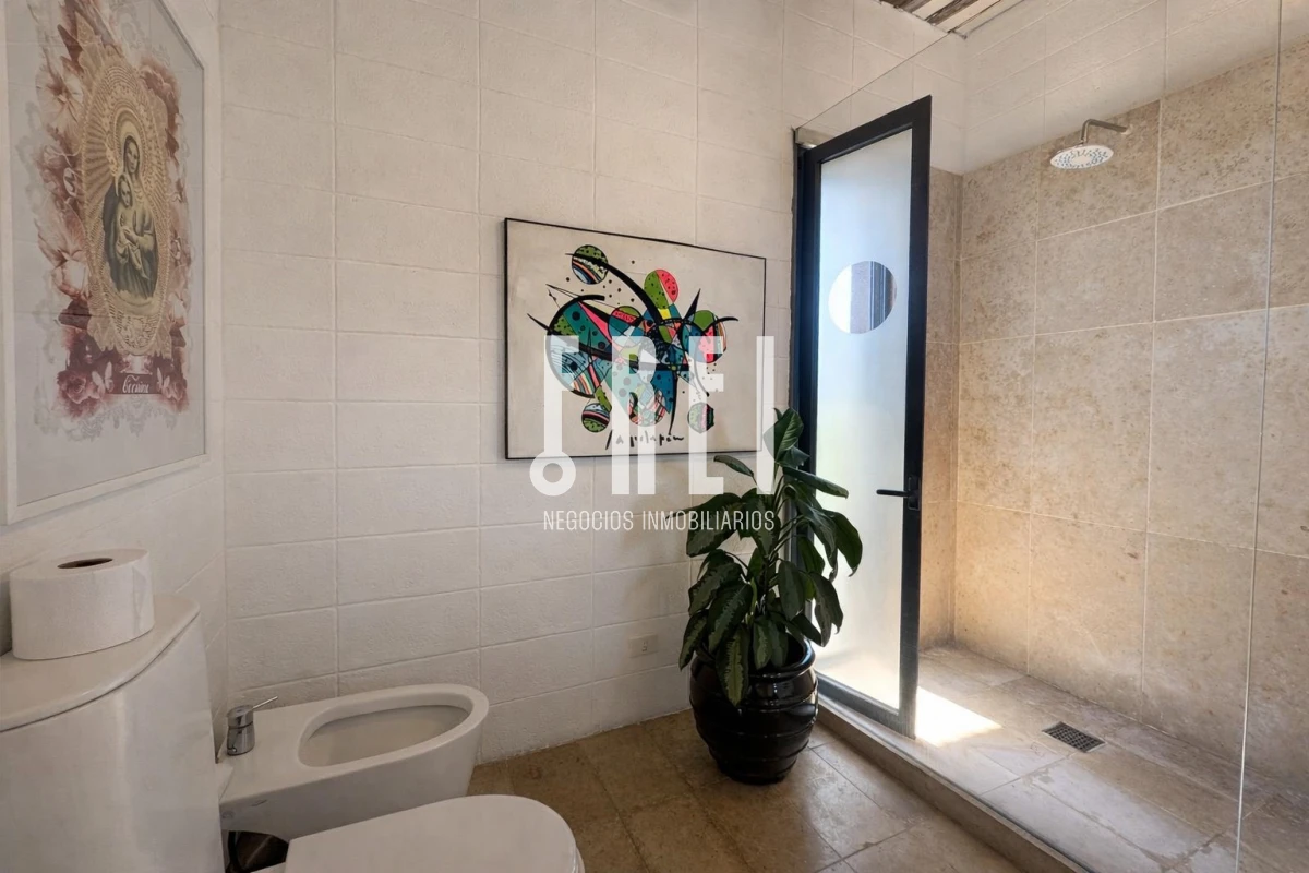 Casa ID.739 - Casa en venta en Punta piedras Manantiales