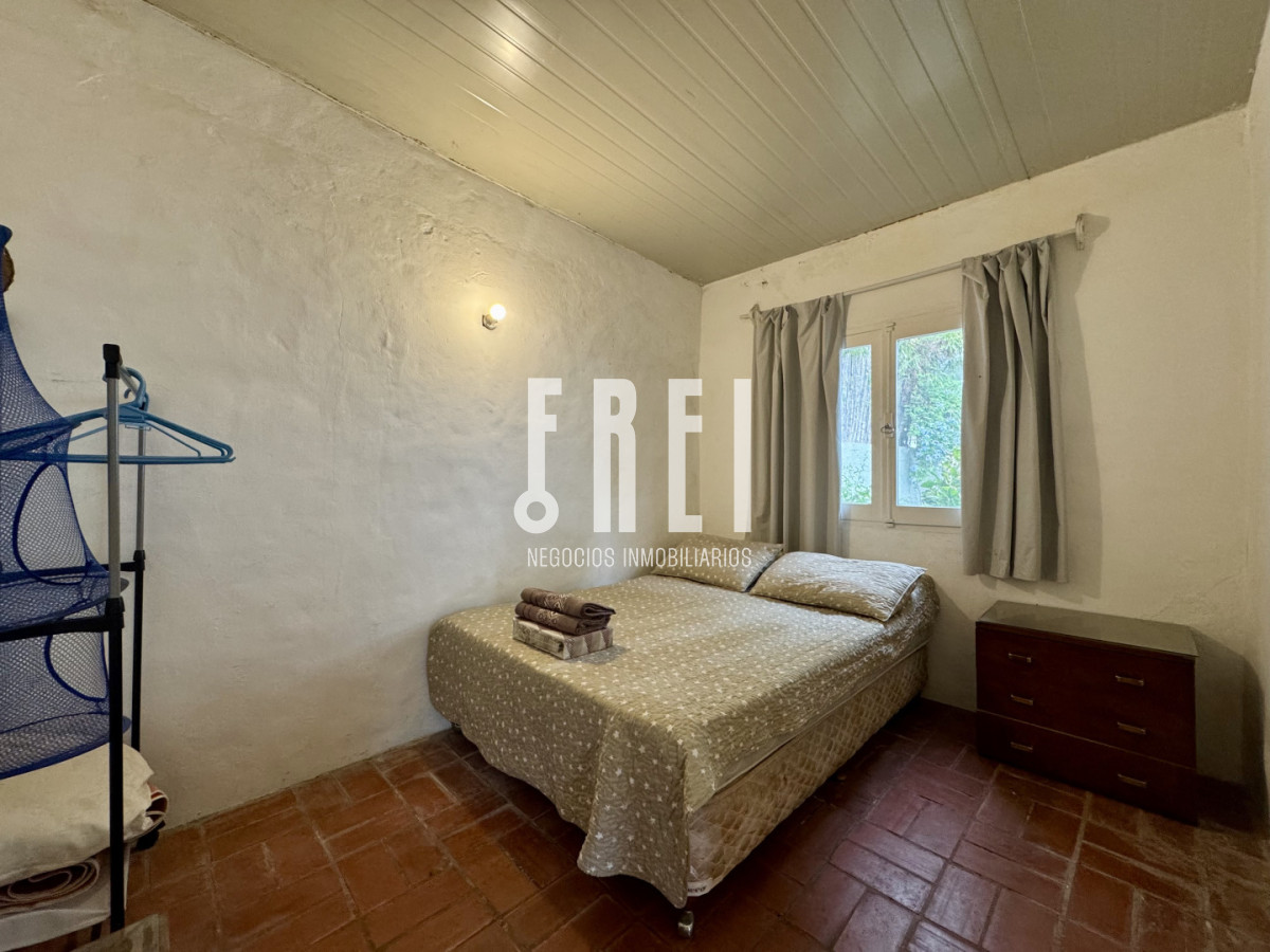 Casa ID.705 - ALQUILER TEMPORAL CASA EN LA BARRA, PUNTA DEL ESTE. CAPACIDAD 9 PERSONAS.