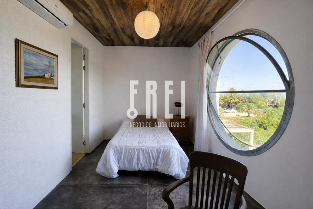 Casa ID.739 - Casa en venta en Punta piedras Manantiales