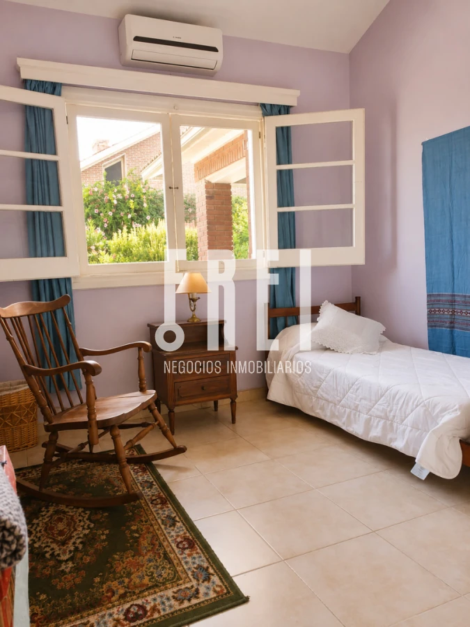 Casa ID.826 - CASA 4 DORMITORIOS EN PLAYA MANSA