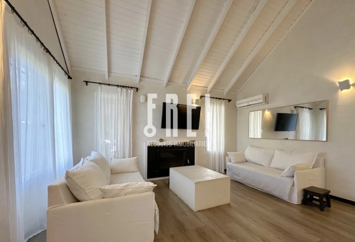 Casa ID.899 - CASA 5 DORMITORIOS EN ALQUILER TEMPORAL, RINCON DEL INDIO.