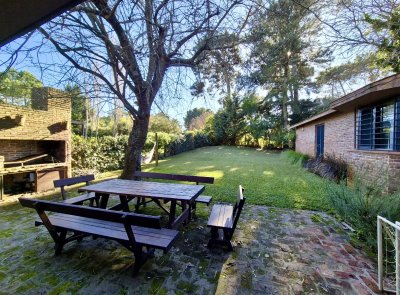  Tu Refugio Ideal en Pinares: A Pasos del Mar