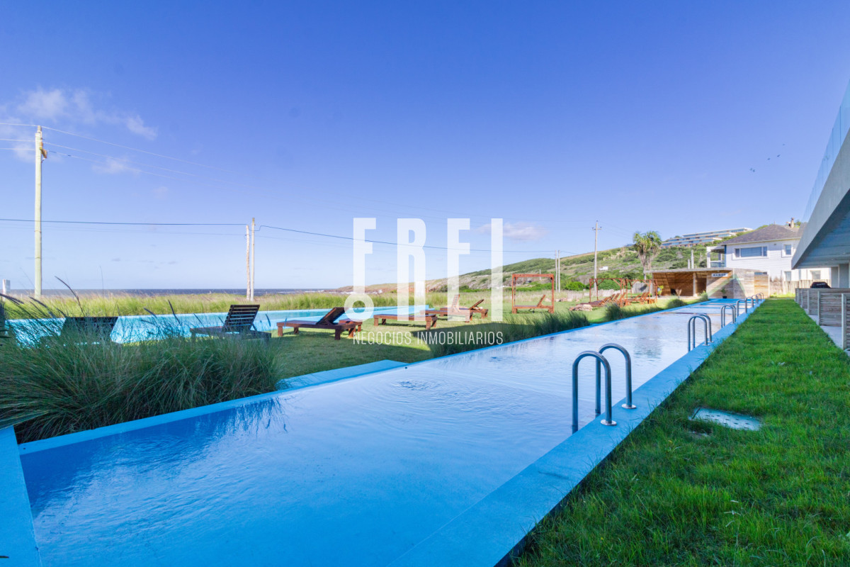 Apartamento ID.737 - OPORTUNIDAD MONOAMBIENTE CON PISCINA DE USO EXCLUSIVO EN PUNTA BALLENA