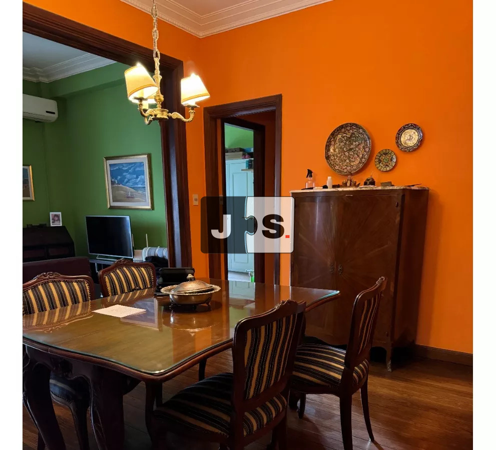 Apartamento ID.2616 - Vendo Apartamento, 3 Dormitorios, 2 Baños, Barrio Centro