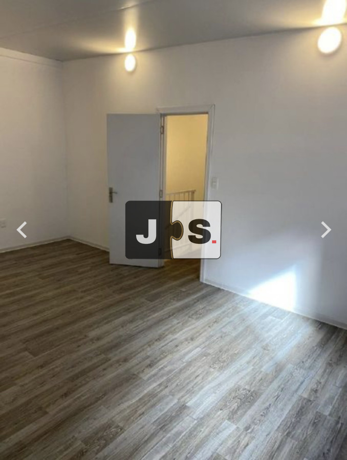 Apartamento ID.4042 - Vendo apartamento con 3 dormitorios y patio en zona Cordón 