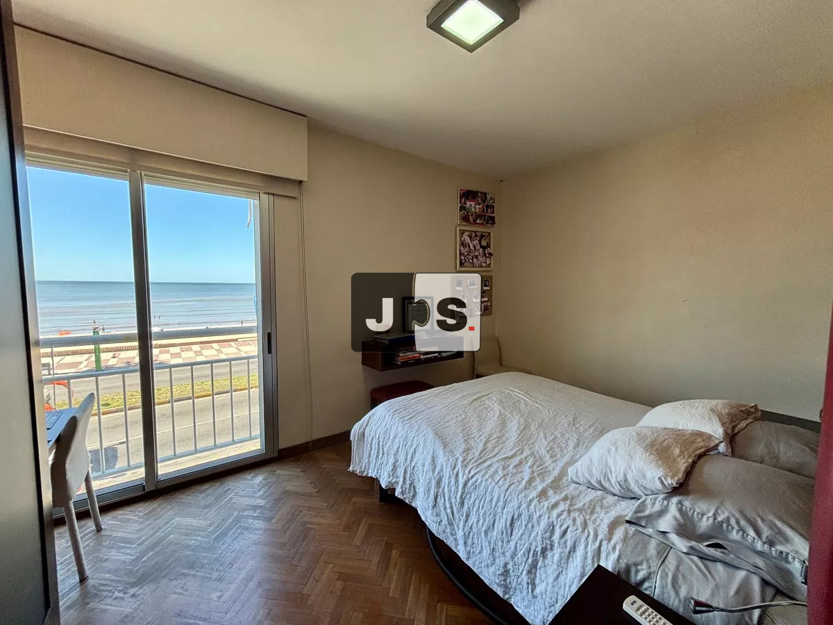 Apartamento ID.3028 - Vendo Apartamento, 3 Dormitorios, 3 Baños, Garage, Barrio Pocitos