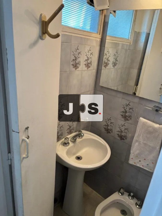 Apartamento ID.4156 - Vendo apartamento 3 dormitorios con cochera en Pocitos Nuevo 