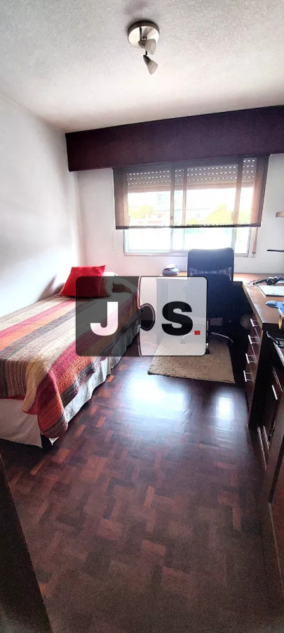 Apartamento ID.2986 - Alquilo apartamento Amueblado, 2 dormitorios, 2 baño, Garage  Barrio Centro