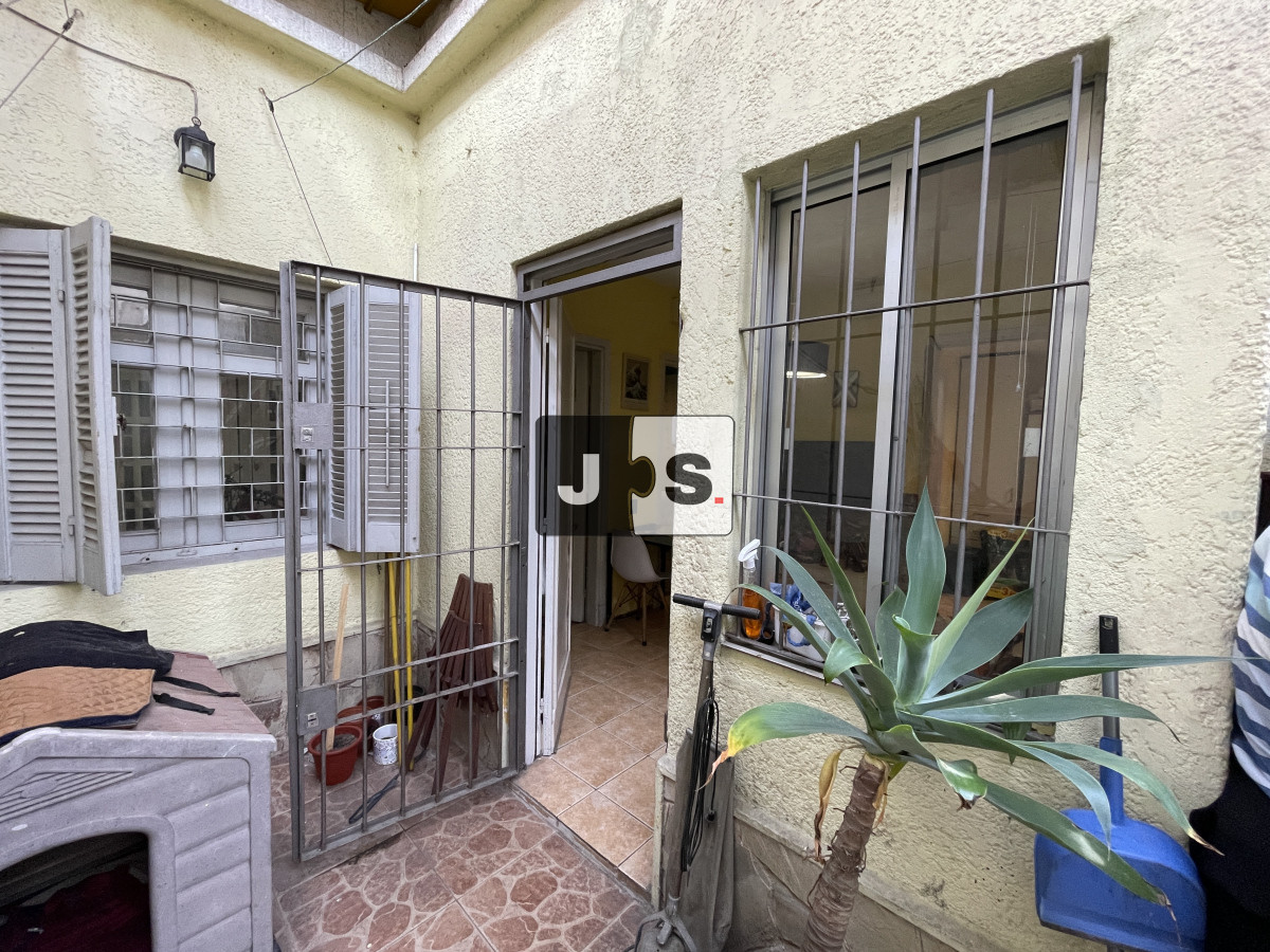 Apartamento ID.3694 - Venta apartamento interior 2 dormitorios 1 baño terraza garage Goes 