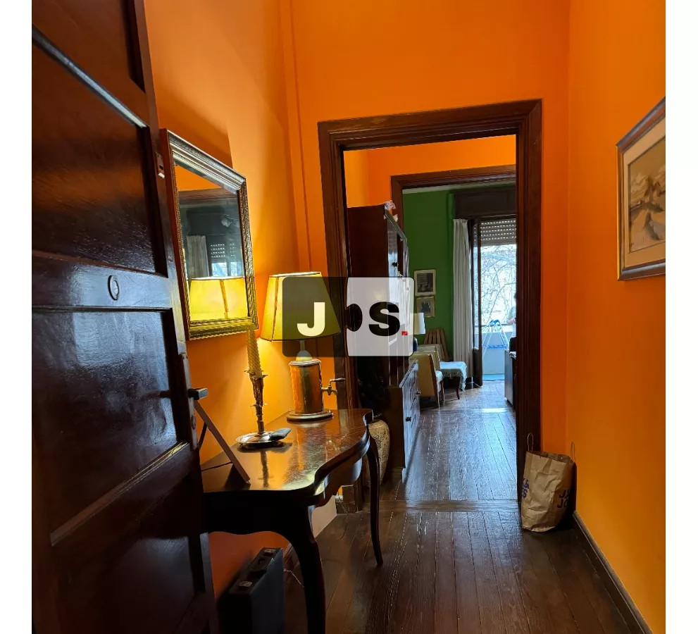 Apartamento ID.2616 - Vendo Apartamento, 3 Dormitorios, 2 Baños, Barrio Centro