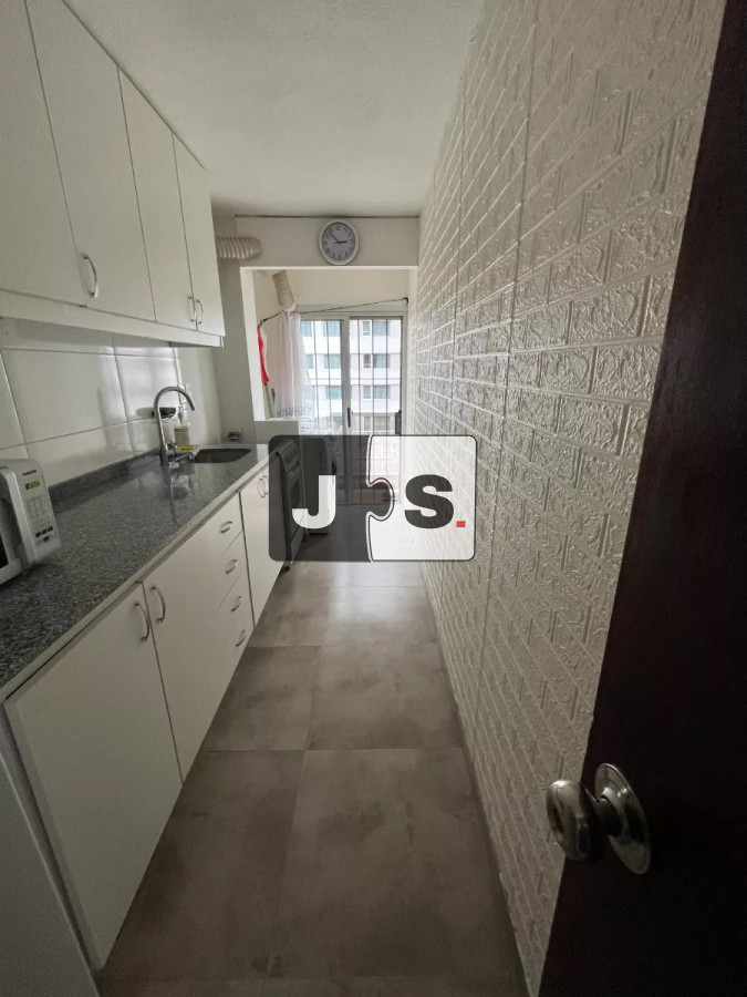 Apartamento ID.2305 - Apto en venta con dos dormitorios, 2 baños, Villa Biarritz