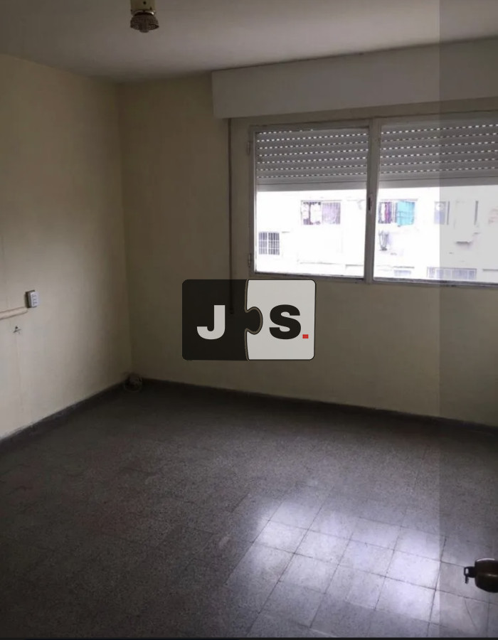 Apartamento ID.4199 - Vendo apartamento con 3 dormitorios y 1 baño en zona Malvin Norte