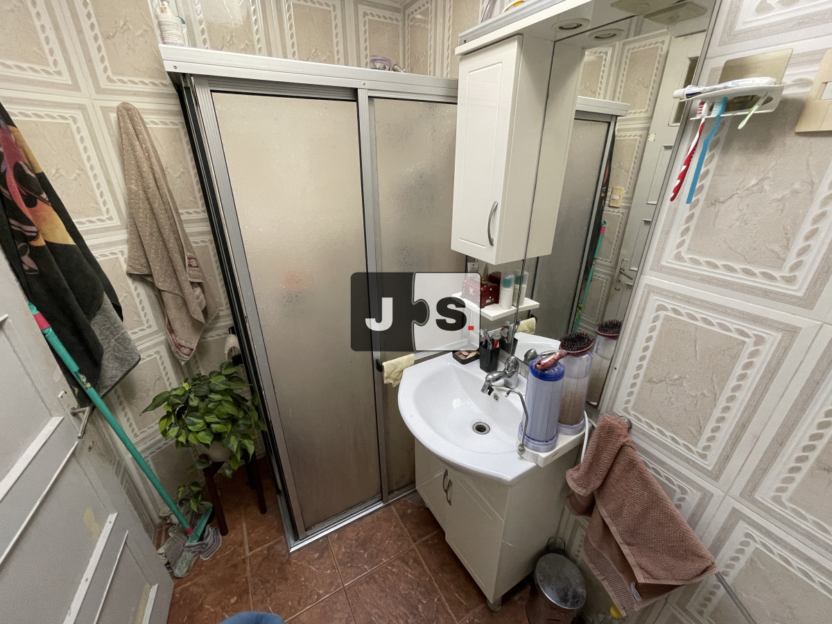 Apartamento ID.3694 - Venta apartamento interior 2 dormitorios 1 baño terraza garage Goes 