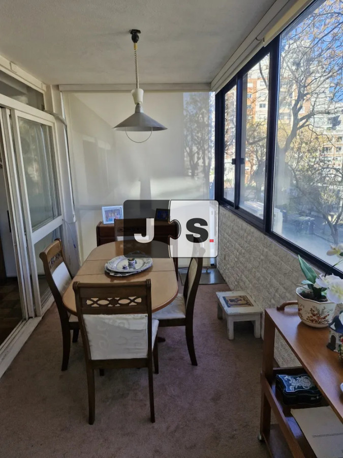 Apartamento ID.4156 - Vendo apartamento 3 dormitorios con cochera en Pocitos Nuevo 