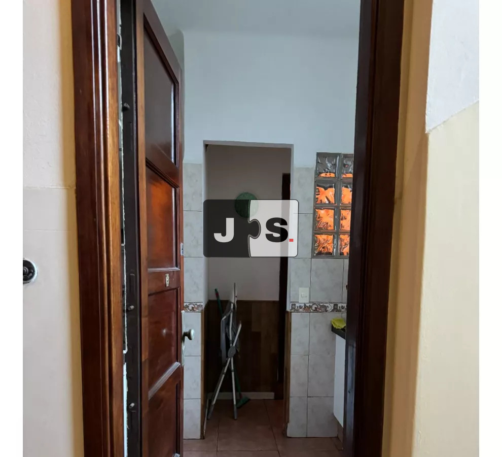 Apartamento ID.2616 - Vendo Apartamento, 3 Dormitorios, 2 Baños, Barrio Centro