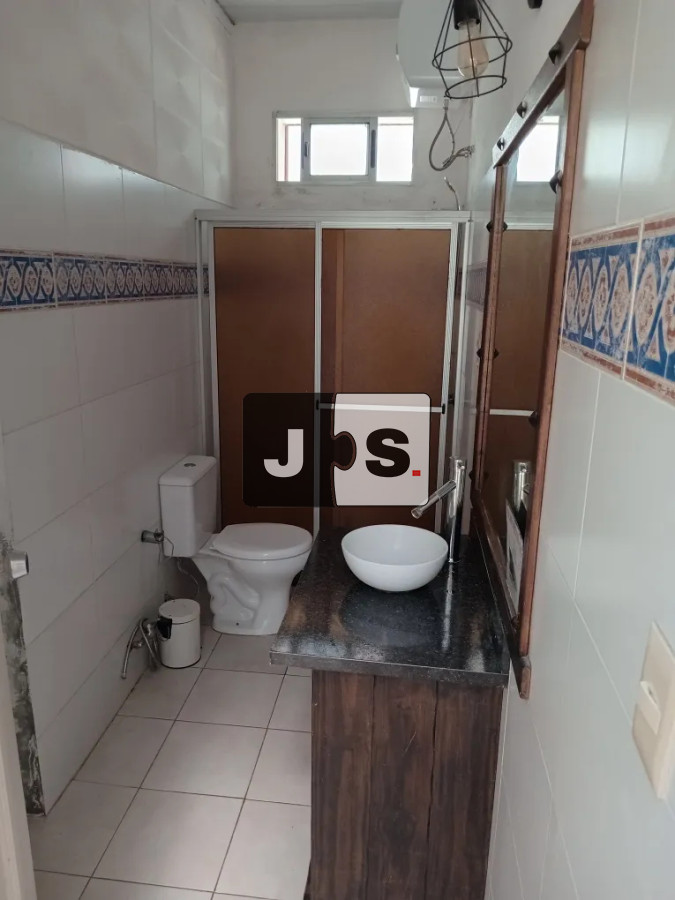 Apartamento ID.3584 - Vendo apartamento de 2 dormitorios en La Comercial con terraza!