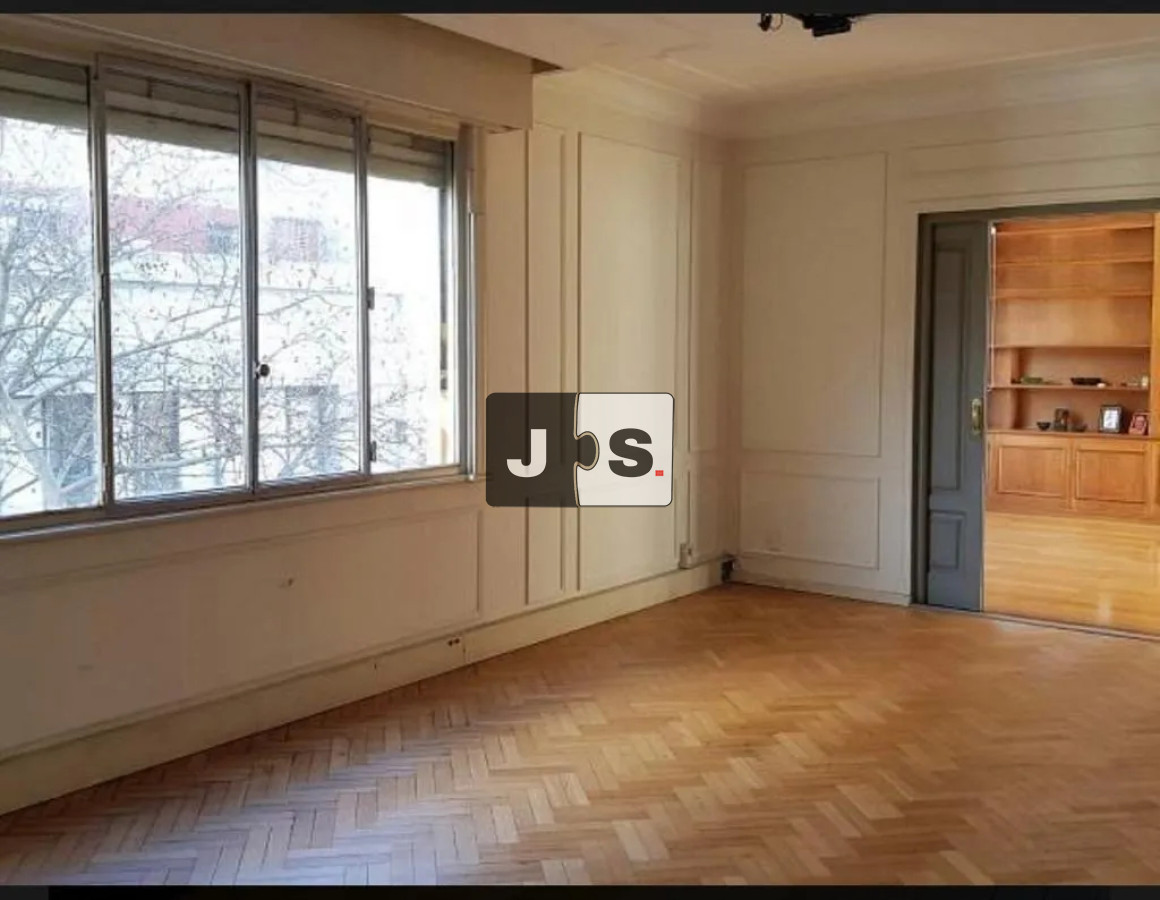 Apartamento ID.3769 - Vendo Apartamento, 7 Dormitorios, 5 Baños, Garage, Barrio Centro