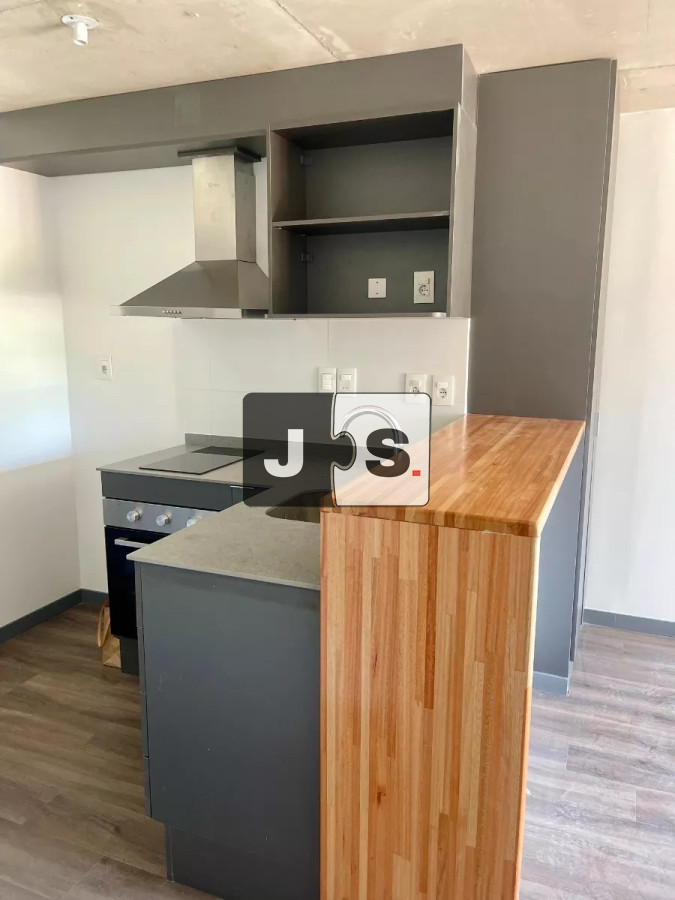 Apartamento ID.2804 - Alquilo apartamento, 1 dormitorios, 1 baño, Garaje, Barrio Pocitos