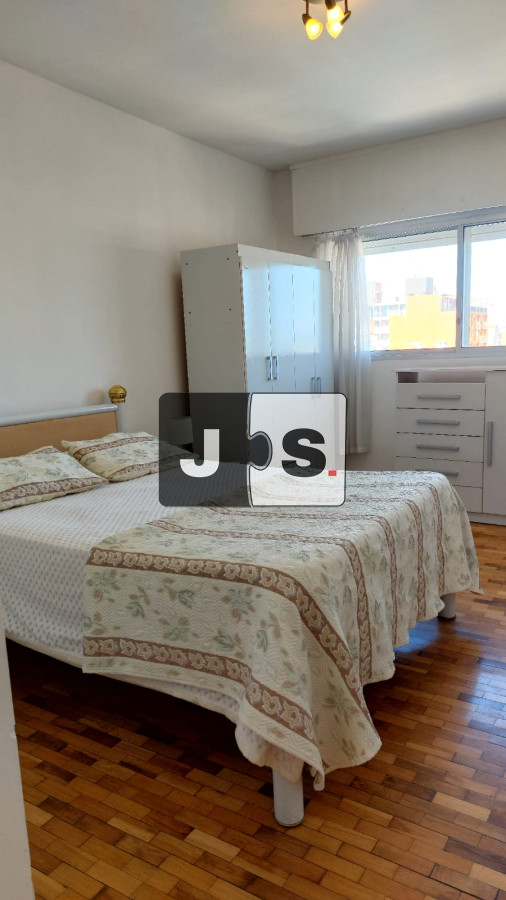 Apartamento ID.2599 - Alquilo apartamento 1 dormitorio en Centro amoblado con balcón