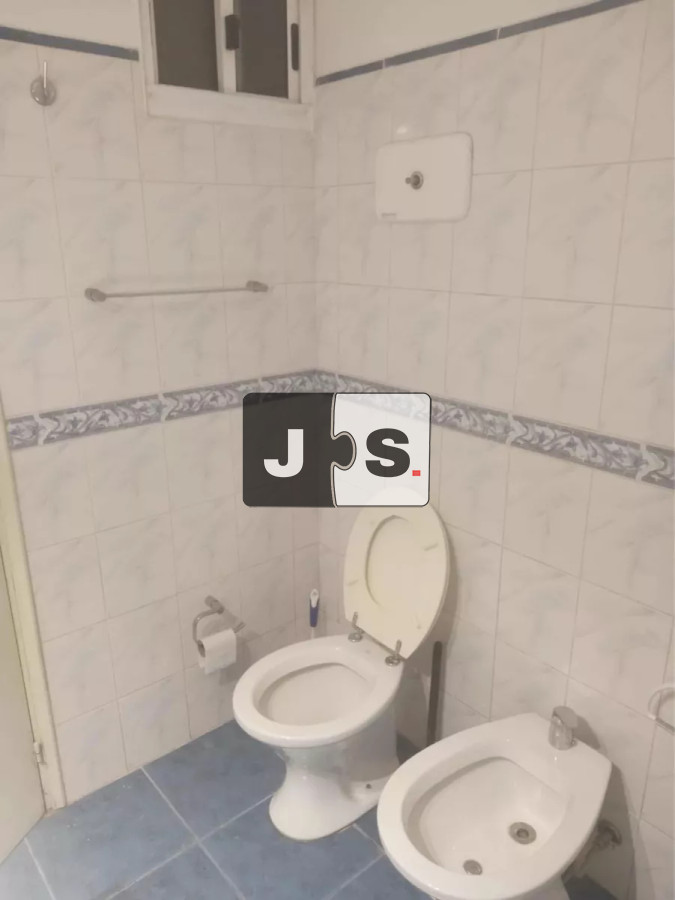 Apartamento ID.3077 - Alquilo apartamento, 2 dormitorios, 1 baño,  Barrio Centro