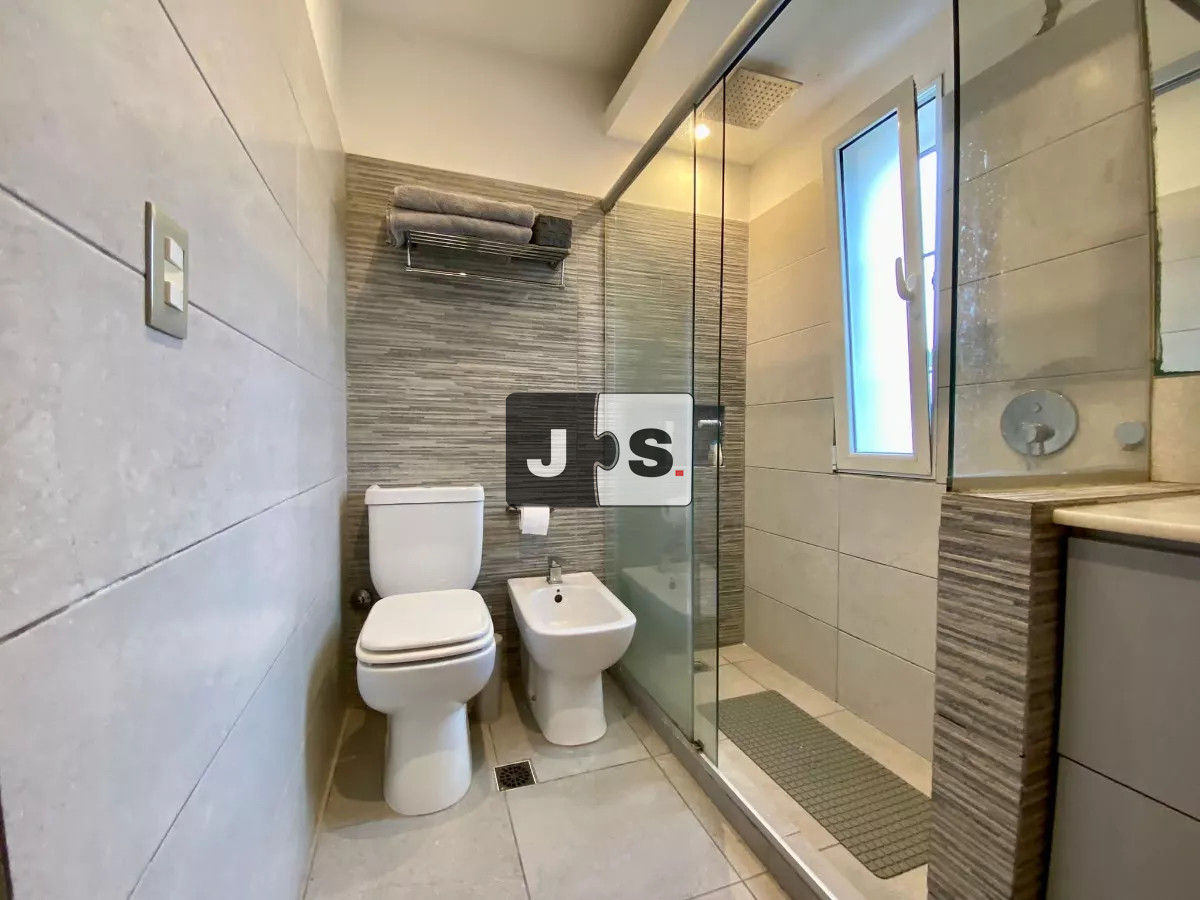 Apartamento ID.2480 - Vendo Apartamento, 2 Dormitorios, 1 Baños, Barrio Buceo