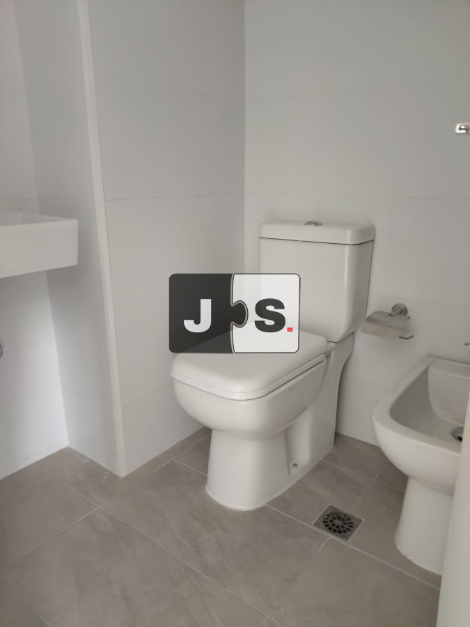 Apartamento ID.3278 - Venta Apartamento 2 Dormitorios, Psicina, Barbacoa, Cordon