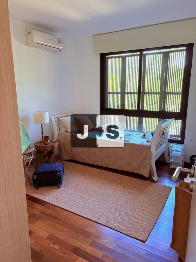 Apartamento ID.3804 - Alquilo apartamento de 2 dormitorios con piscina y garage en Carrasco